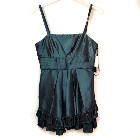 S.L. Fashions Emerald Green Taffeta Dance Dress - Picture 6 of 6